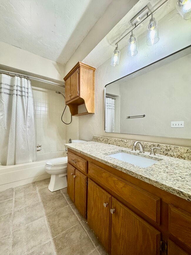 Building Photo - 10323 Haven Cir