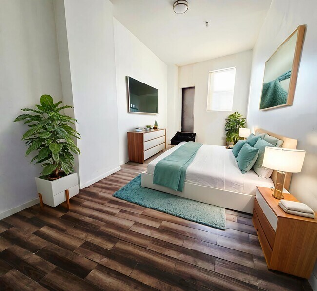 Building Photo - 795 Main Ave