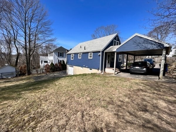 Building Photo - 375 Elm St