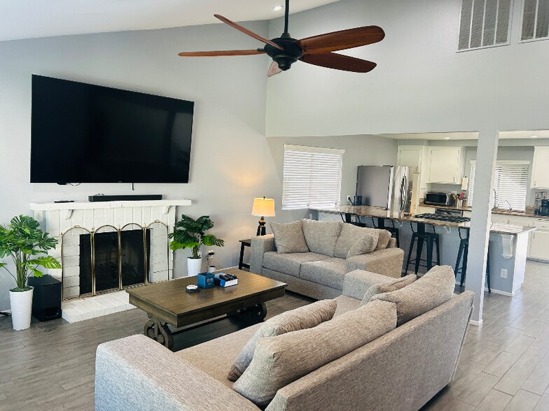 Building Photo - 1151 Canyon View Ln