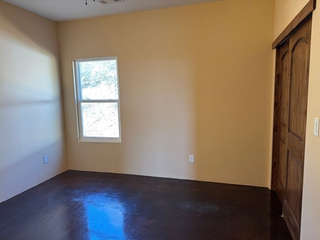 Building Photo - Brand new 3 bedroom, 2 bathroom home in Cedar Crest, NM