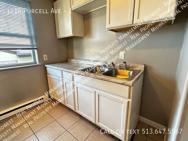 Building Photo - 1218 Purcell Ave