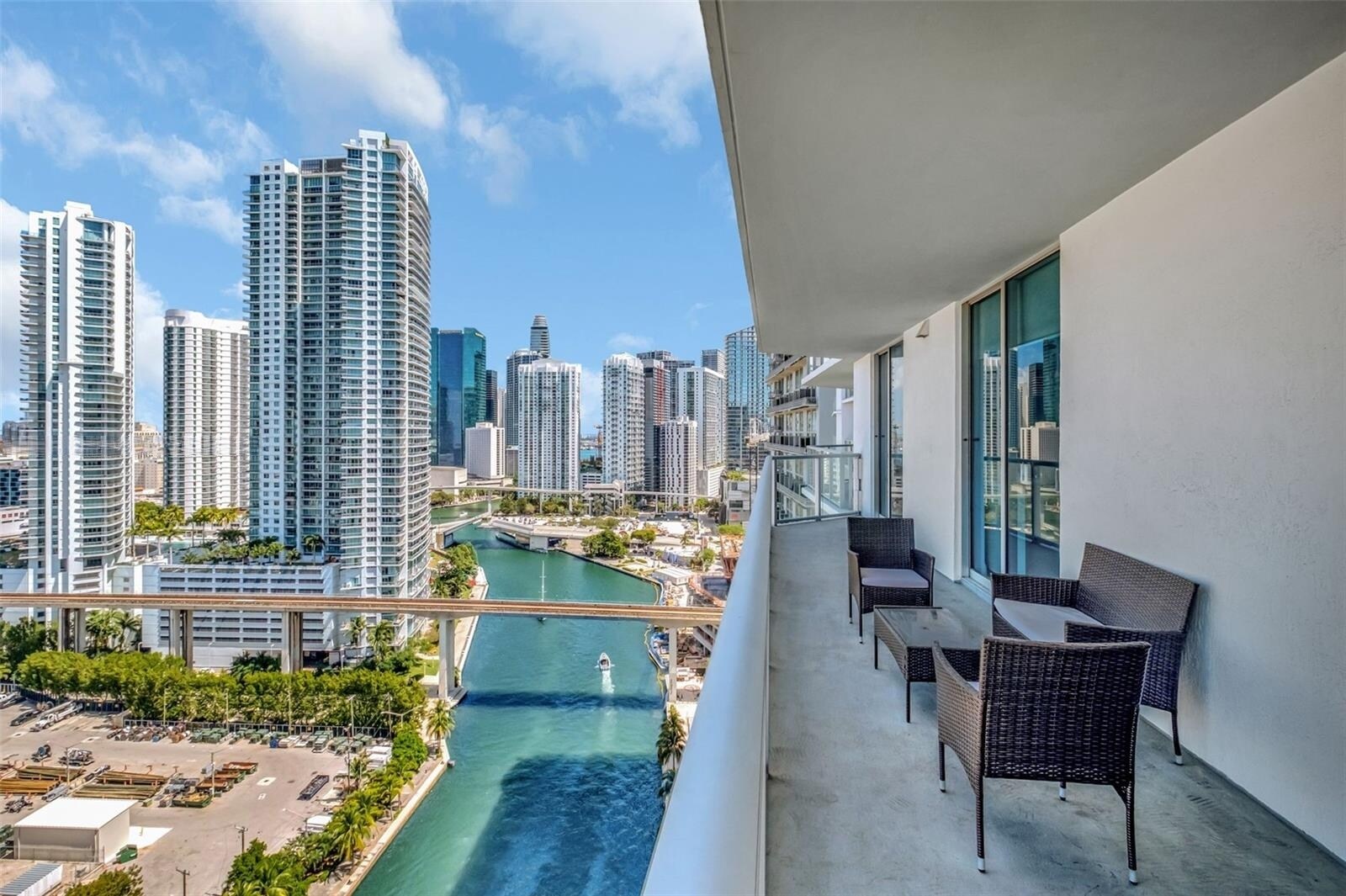 Building Photo - 185 SW 7th St