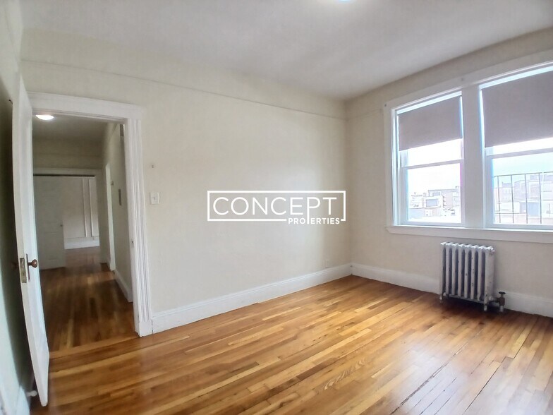 Building Photo - 1687 Commonwealth Ave