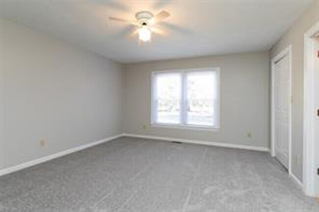 Building Photo - Call Sabrina at 757-767-0767 for more information