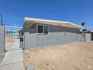 Building Photo - 1724 Izabella Ave
