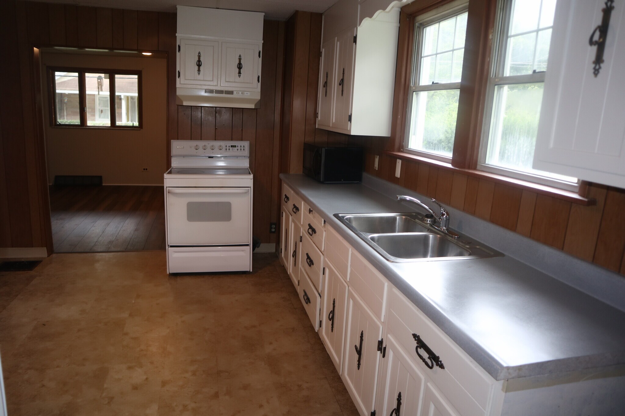 Building Photo - 322 Pike Run Dr
