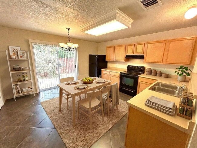 Building Photo - 110 Jetlyn Dr