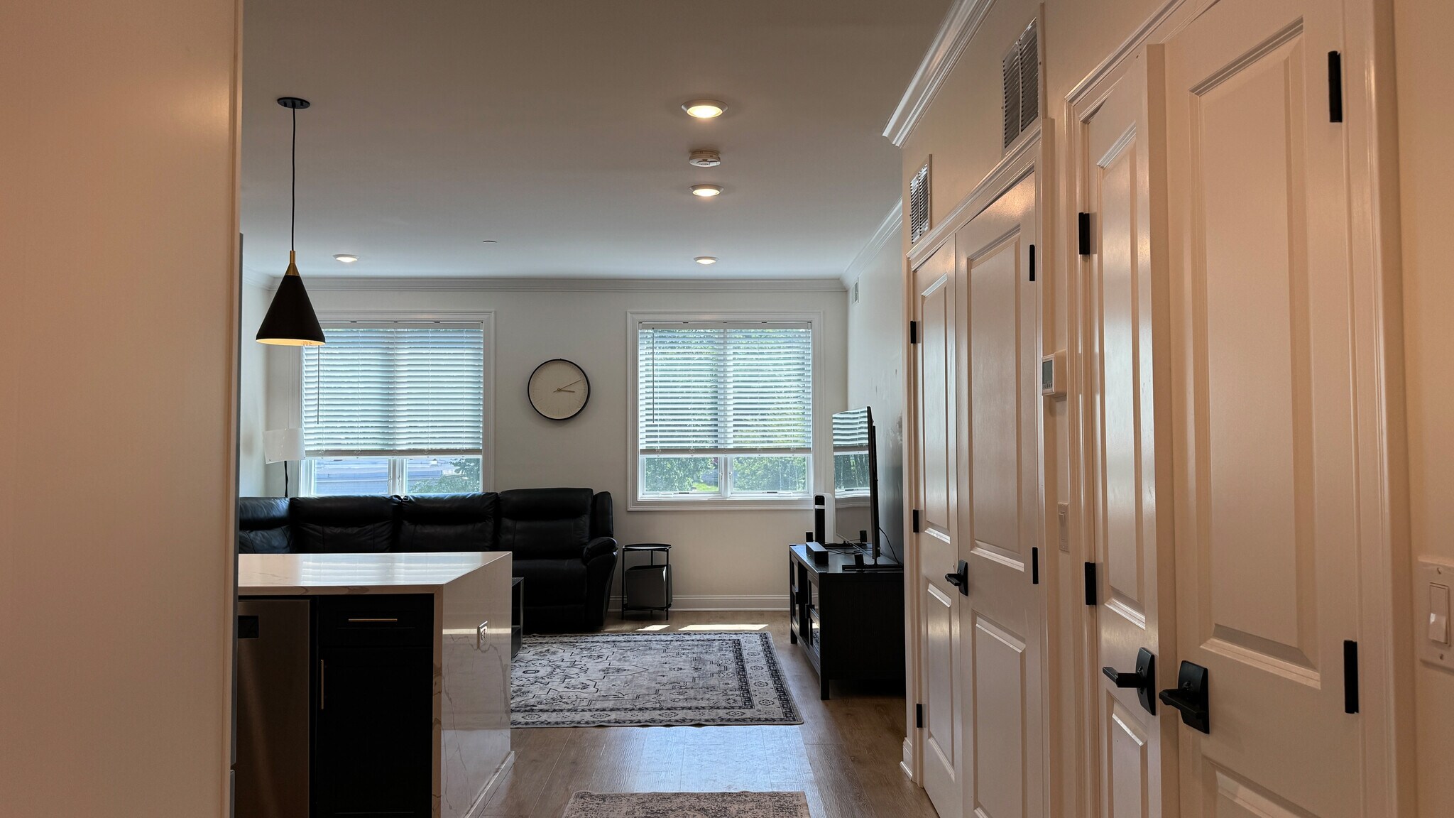 Entry Hall - 4281 Washington St