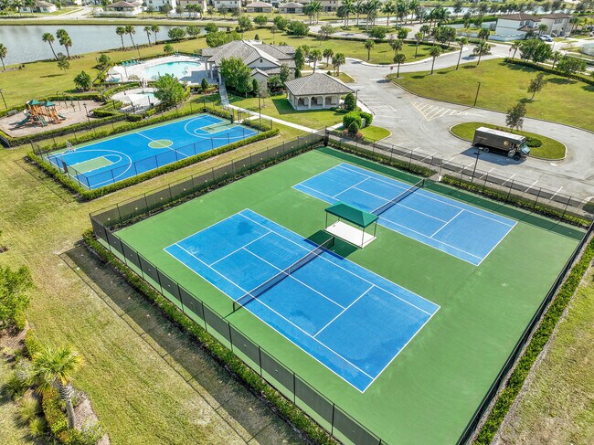 Building Photo - 13096 NW Copper Creek Dr