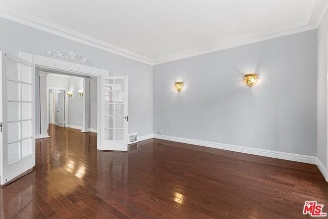 Building Photo - 6366 W 6th St