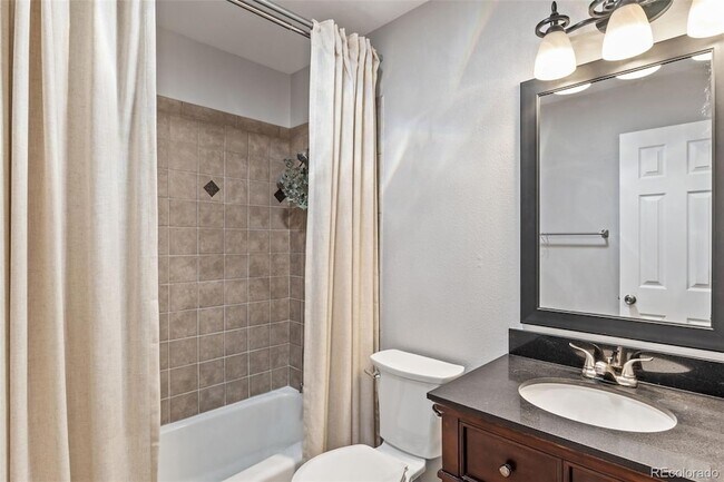Building Photo - 5585 Escondido Dr