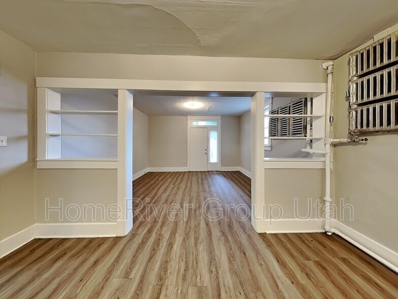 Building Photo - 314 S 700 E