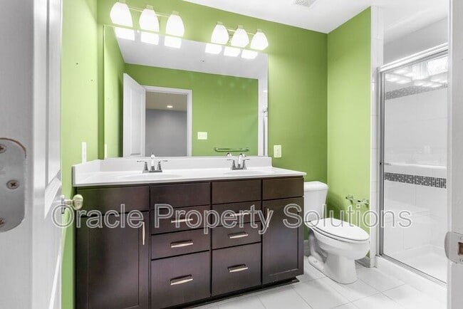 Building Photo - 1201 Falcon Point Dr