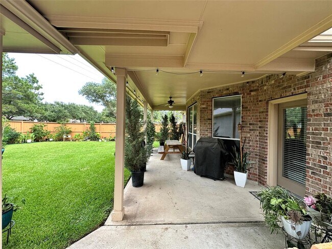 Building Photo - 26302 Eden Point Ct