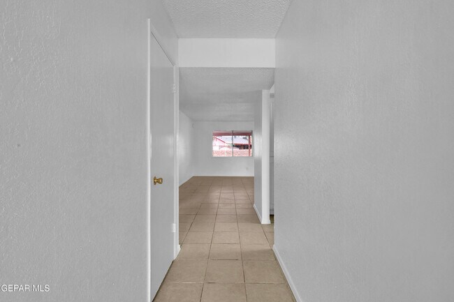 Building Photo - 1529 Babe Hiskey Ln