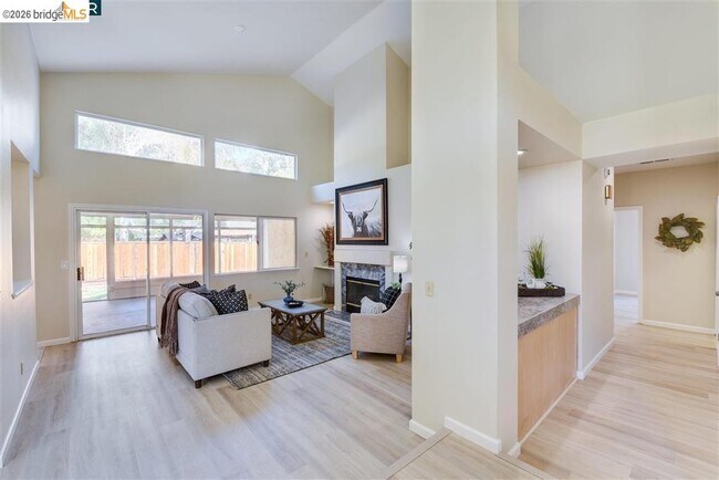 Building Photo - 2436 Pismo Ct