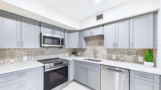 Building Photo - 2454 Australia Way E