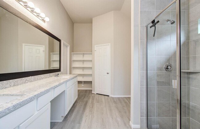 Building Photo - 4603 Bay Vista Dr
