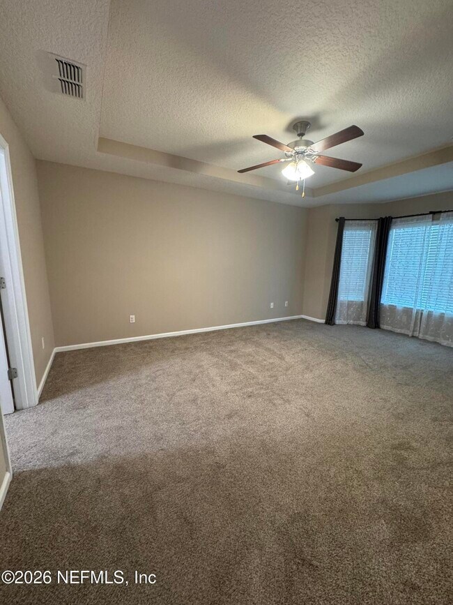 Building Photo - 5409 Parkside Lakes Dr
