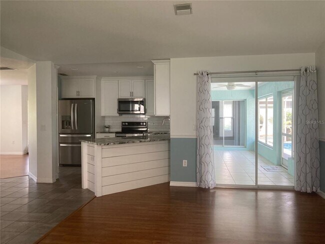 Building Photo - 4835 Jacaranda Heights Dr