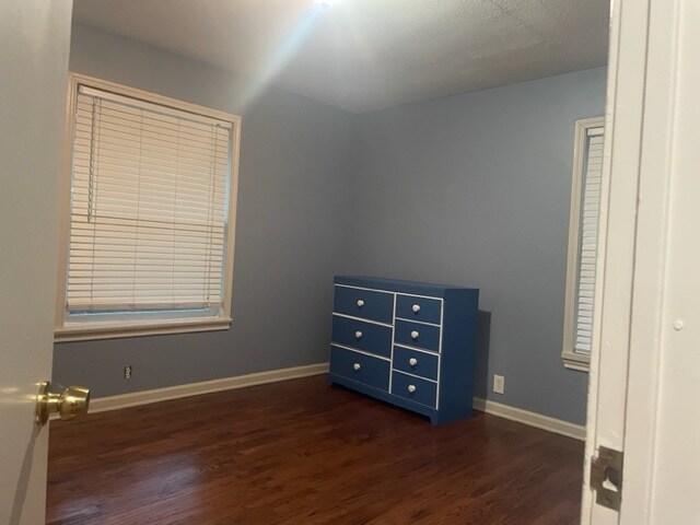 Building Photo - 10020 Losa Dr