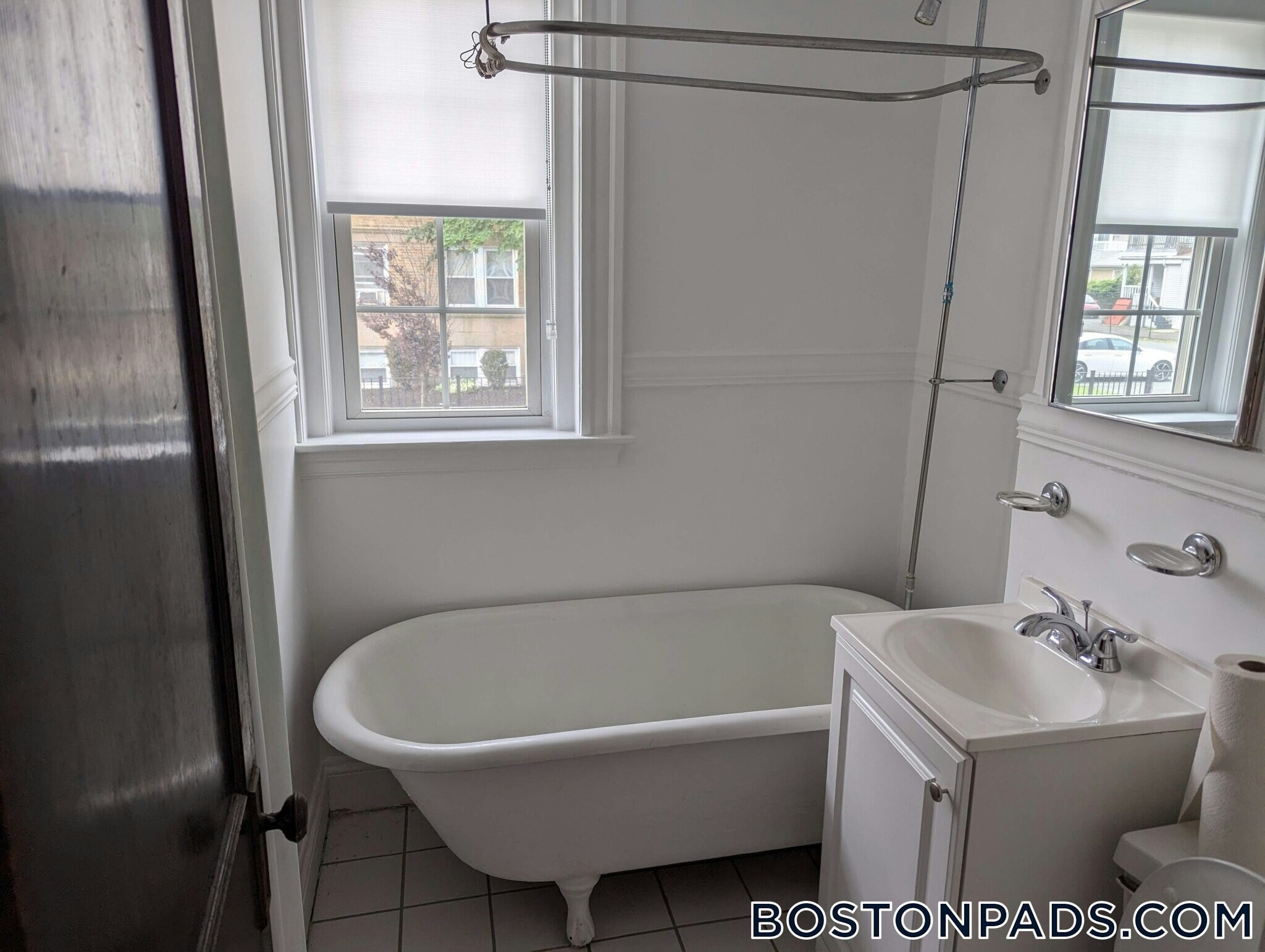 Building Photo - 120 Summer St