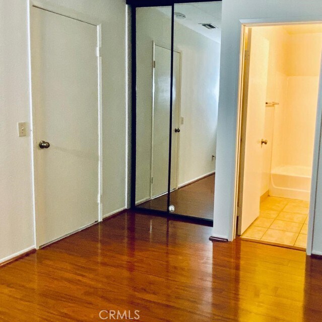 Building Photo - 39 Goldenrod