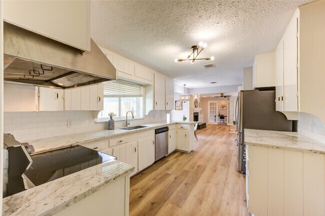 Building Photo - 3402 Gannett St