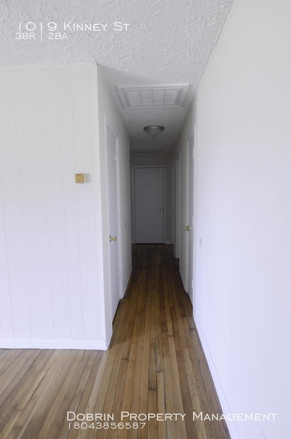 Building Photo - 1019 Kinney St