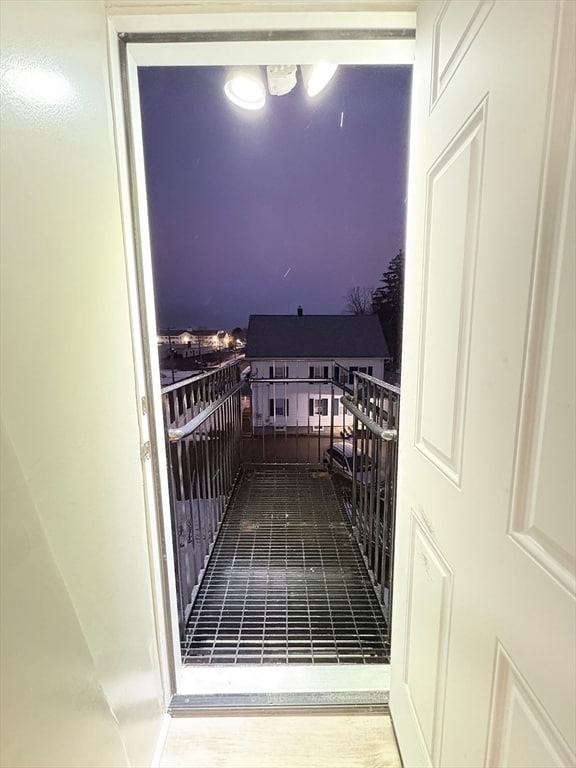 Building Photo - 72 Wales St