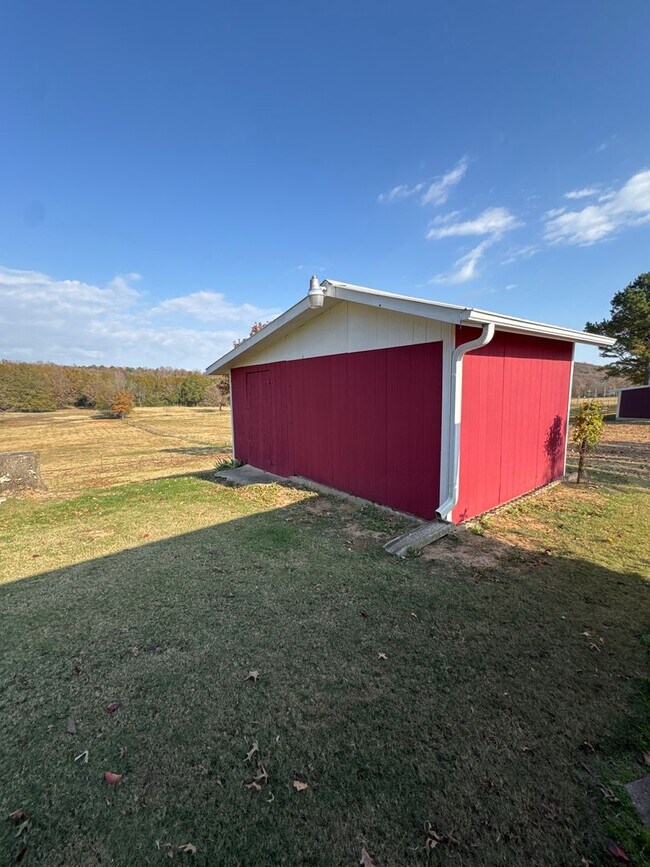 Building Photo - 3606 US-71