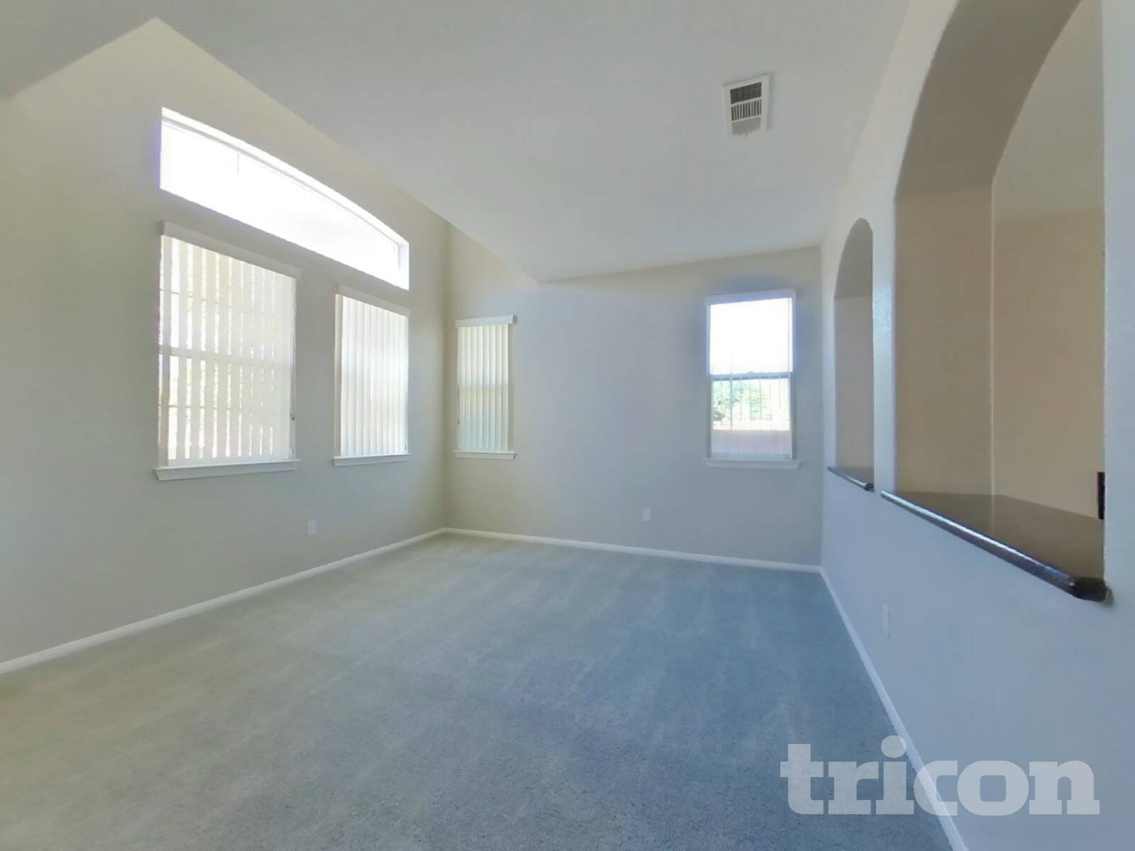 Building Photo - 733 Pino Ave