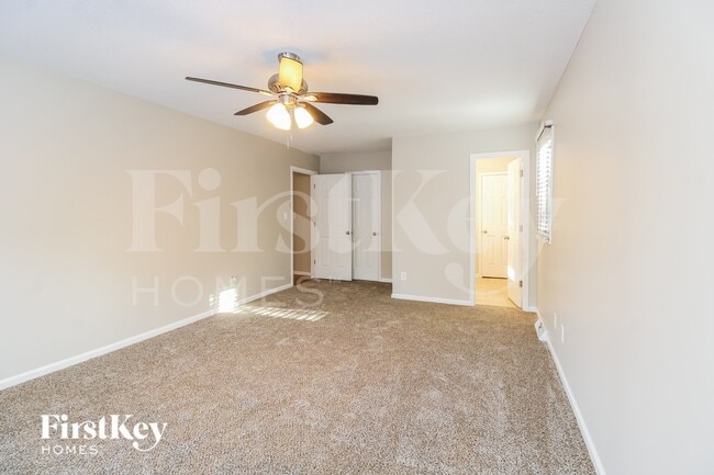 Building Photo - 1301 Westminster Dr