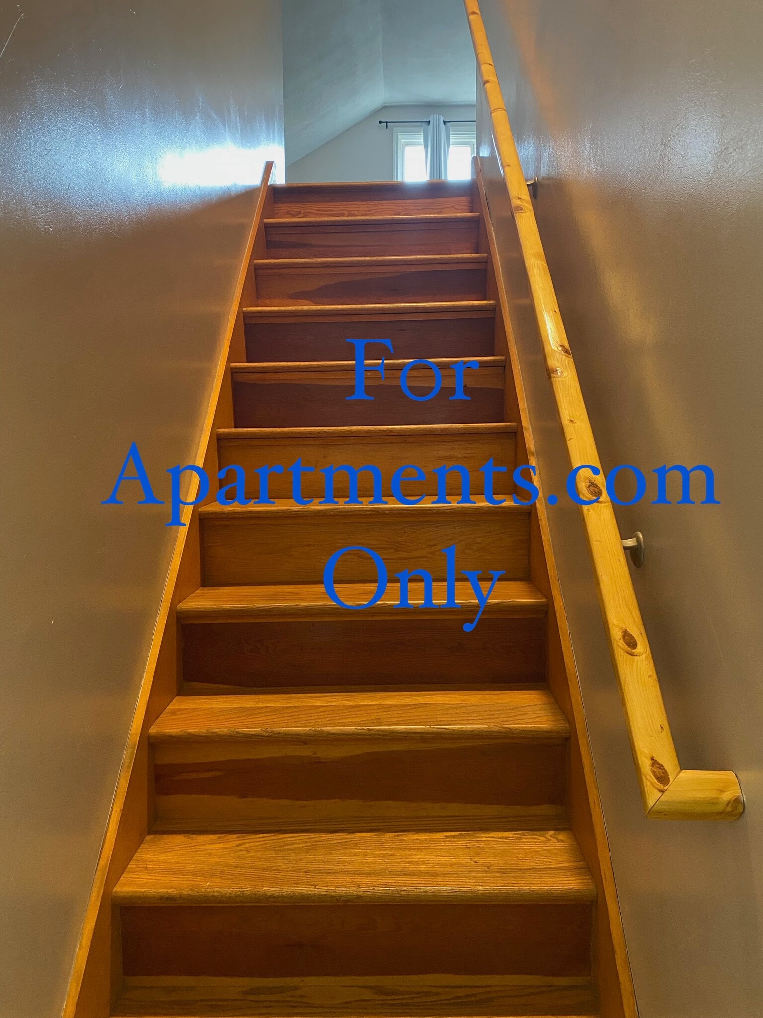 Building Photo - 105 Hunt Ave