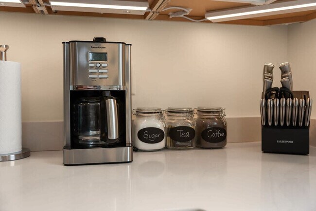 Building Photo - 74 Island Path