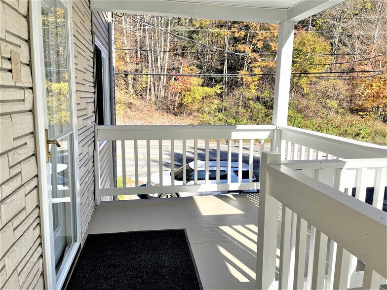 Building Photo - 210 Mount Vernon Ave