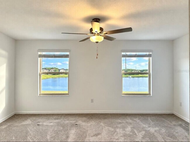 Building Photo - 8212 Crescent Oaks Dr