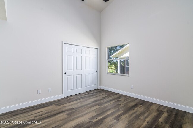 Building Photo - 480 Prestwick Ct
