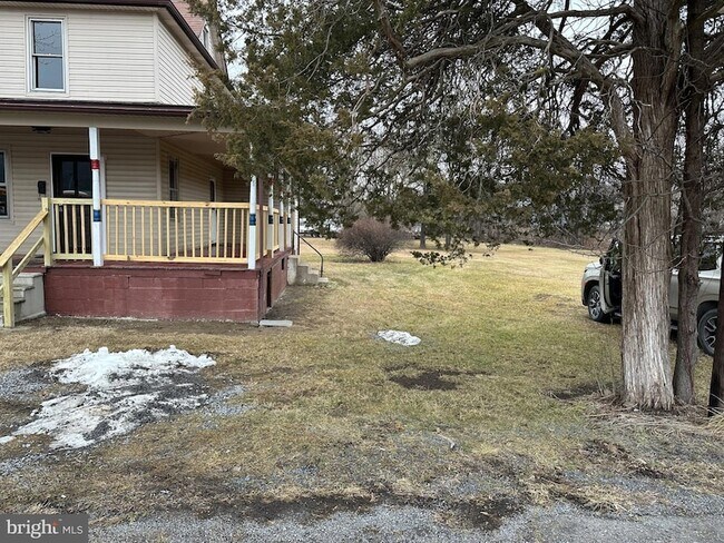 Building Photo - 15 Myers Rd