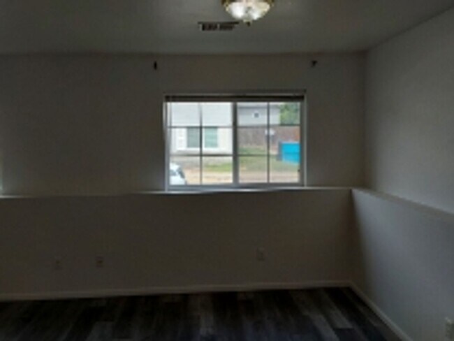 Building Photo - 3606 17th Ave