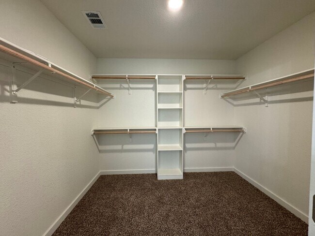 Building Photo - 4-Bedroom House for Rent in Temple