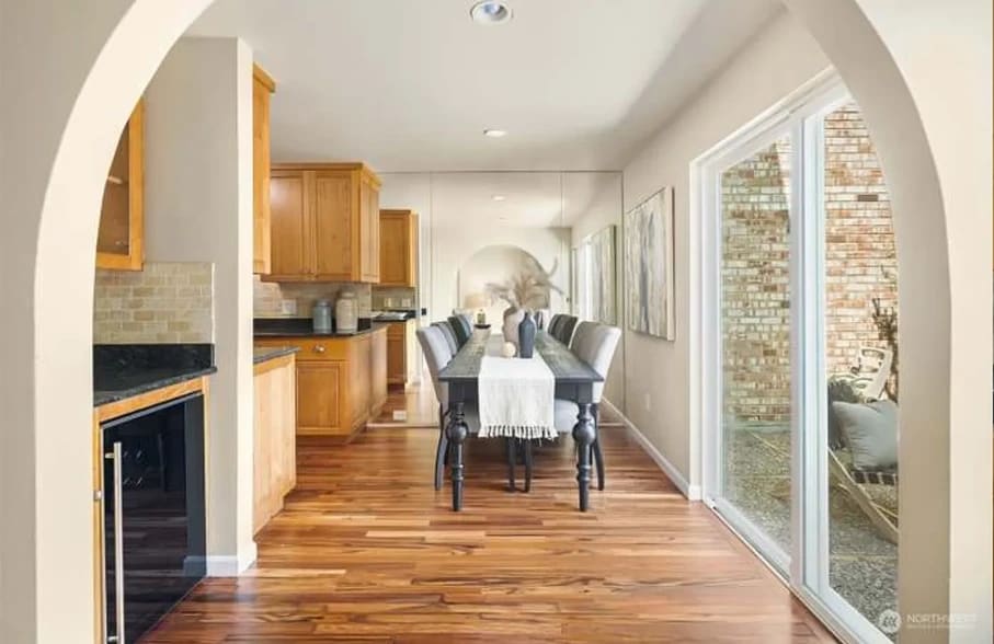 Building Photo - 12252 SE 59th St