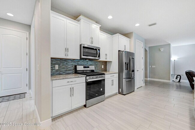 Building Photo - 7506 Millbrook Ave