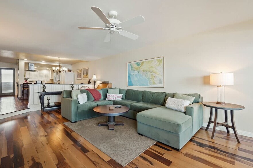 Building Photo - 239 S Helix Ave