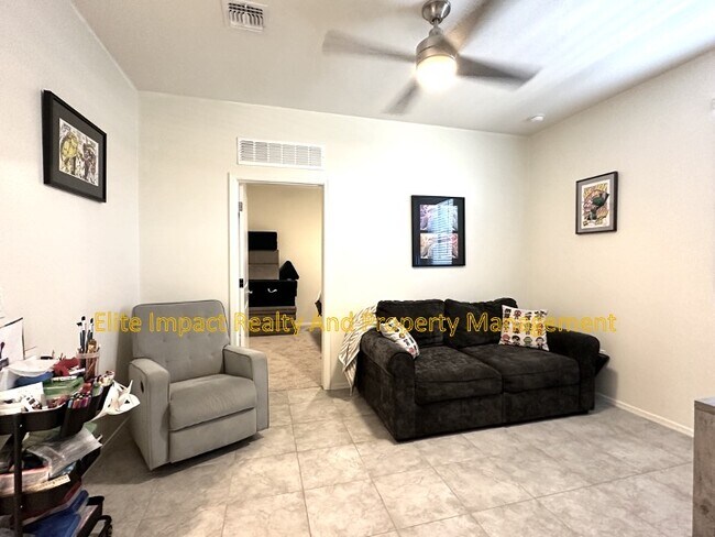 Building Photo - 7140 S Via Gaucho Viejo