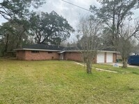 Building Photo - RECENTLY REMODELED 3 BEDROOM 2 BATH HOME WITH 1691 IN SWEENY, TEXAS