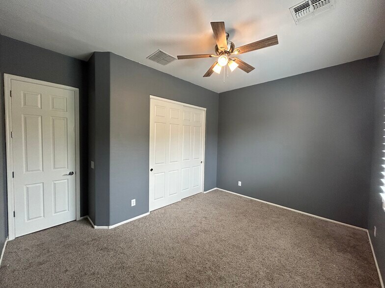 Building Photo - 6234 S Twilight Ct