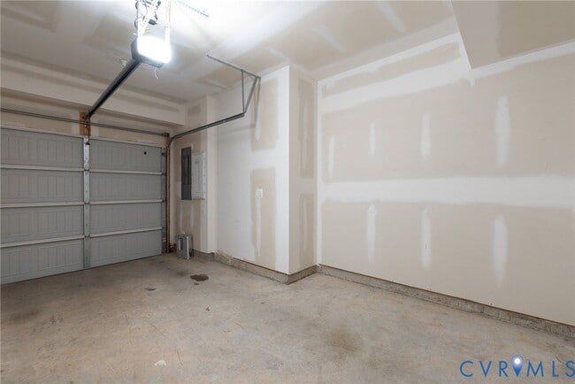 Building Photo - 2747 St Elias Dr