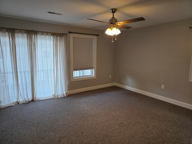 Building Photo - 17 Callaway Dr